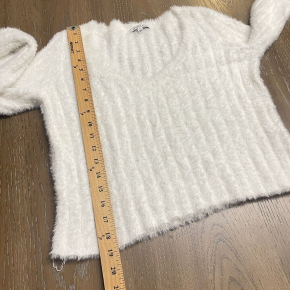 Hooked Up Eyelash Sweater Womens Small White Ribbed Long Sleeve Stretch Soft - Picture 9 of 10